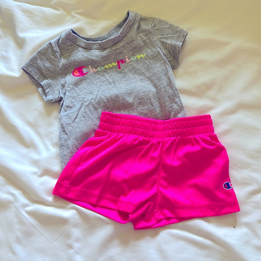 Champion outfit